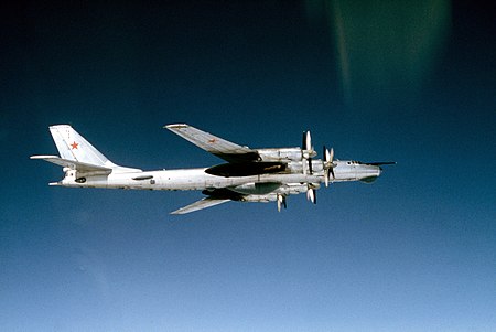 Tập_tin:Tu-95_Bear_D.jpg
