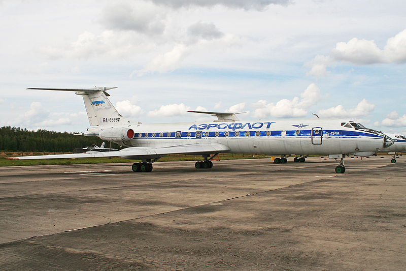 File:Tupolev Tu-134A-3 RA-65982 (8540267274).jpg