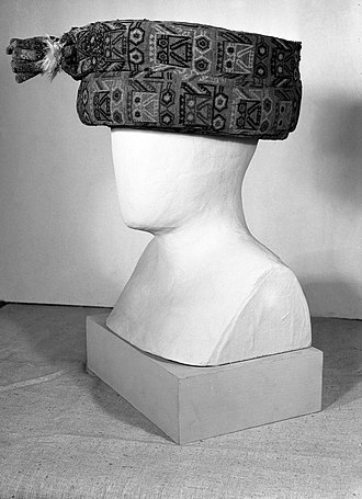 330px-Turban,_Paracas,_300_B.C.E.-100_C.