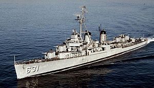 USS Erben (DD-631) på 1950-talet.