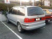 First facelift, 2000-2003 (Gris Satin trim level) VW Sharan 2003 Gris Satin.JPG