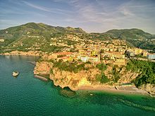 View from the sea Vico Equense drone 2016-05-27.jpg