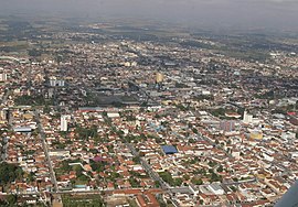 Visão aérea de Pindamonhangaba.jpg