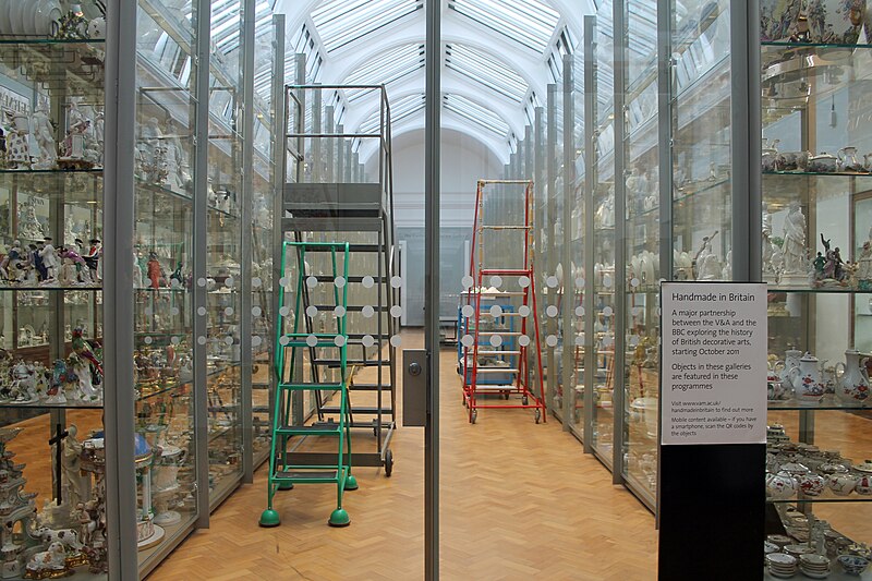 File:Visual storage at V&A - 1 - Stierch.jpg