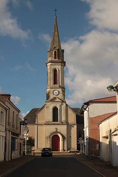 File:W1145-Landreau3 Eglise DeRueTrittau 58407.JPG