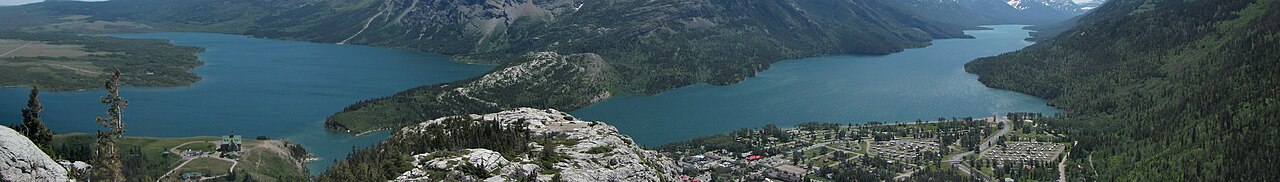 Waterton banner Lake and village.jpg