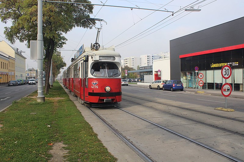 File:Wien-wiener-linien-sl-25-1052470.jpg