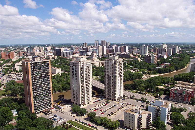 Файл:Winnipeg skyline from 55 Nassau.jpg