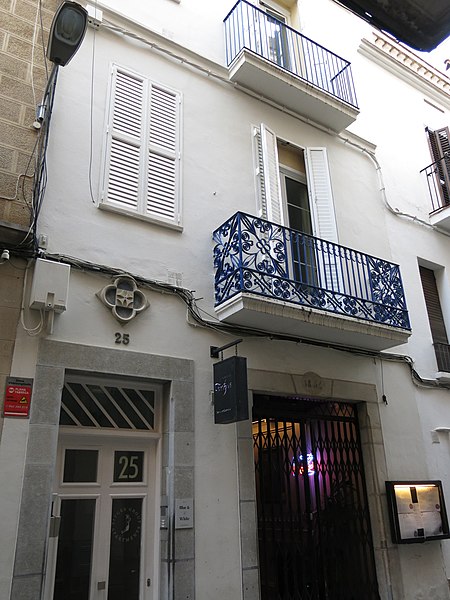 File:185 Casa Vidal, c. Bonaire 25 (Sitges).jpg