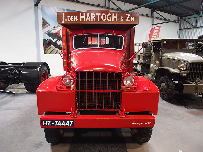 File:1942 GMC truck pic3.JPG