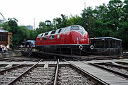 10. KWDie Diesellokomotive DB-V200 018 mit dieselhydraulischem Antrieb auf der Drehscheibe im Deutschen Technikmuseum Berlin im Juli 2008.