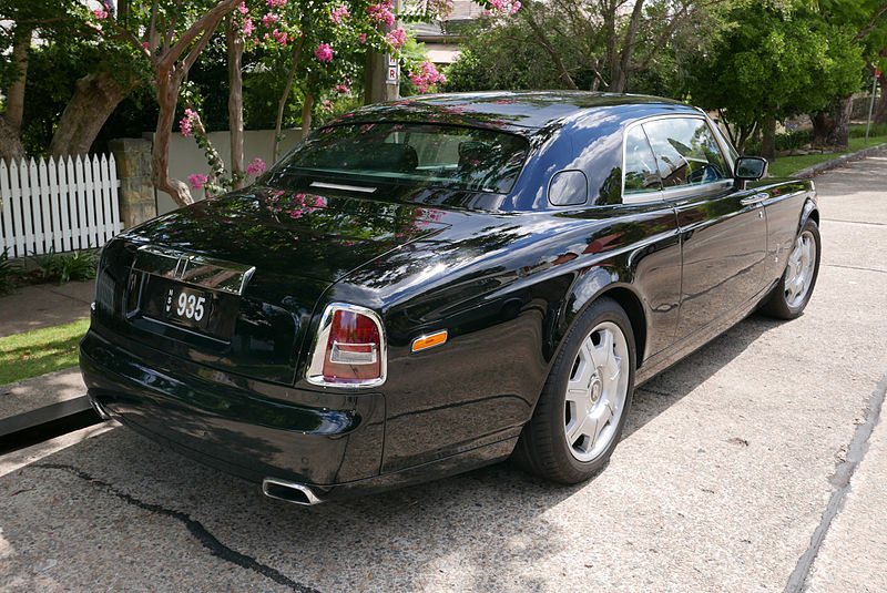 File:2009 Rolls-Royce Phantom (3C68) coupe (2015-01-25) 03.jpg