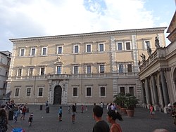 2016 Palazzo di San Callisto (Rome).jpg