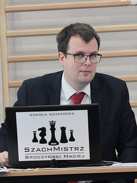 File:2018-Maciej-Sroczynski.JPG