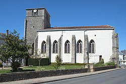 208 - Eglise Saint-Gervais et Saint Protais - Moncoutant.jpg