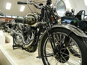 AJS Silver Streak 1938.jpg