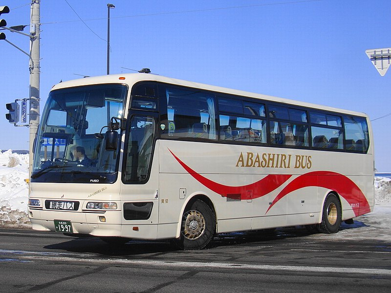 File:Abashiri bus S200F 1997m.JPG