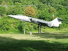 Aereo F104 nella villa comunale di Introdacqua