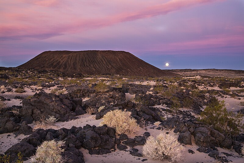 File:Amboy Crater Area of Critical Environmental Concern, California (15039266973).jpg