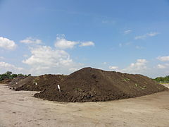 Image 52Alignment of several compost piles on a composting facility in France (from Garden design)
