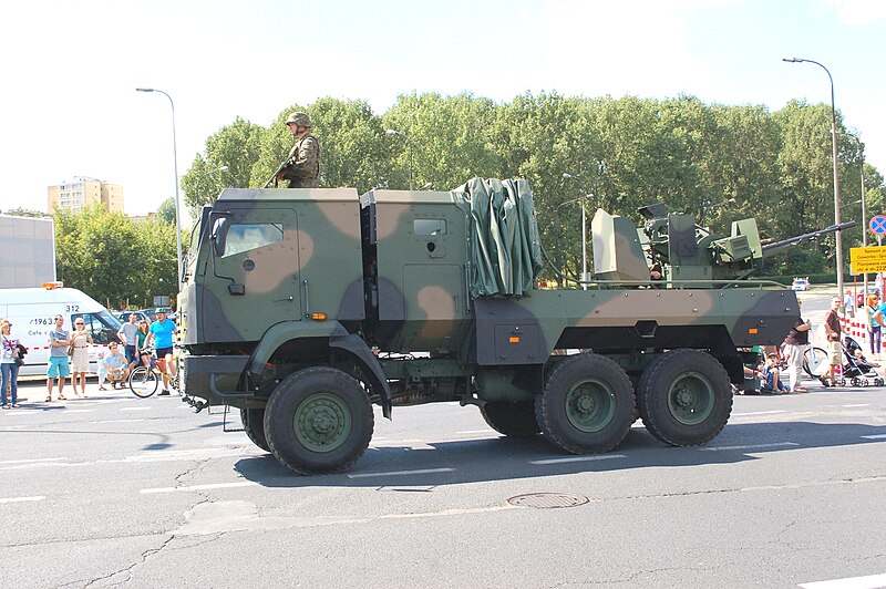 File:August 15, 2013 military parade in Warsaw DSC 2504.JPG