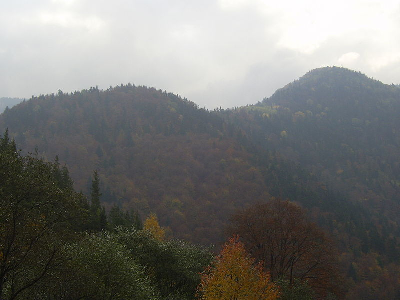 File:Autumn Rila.jpg