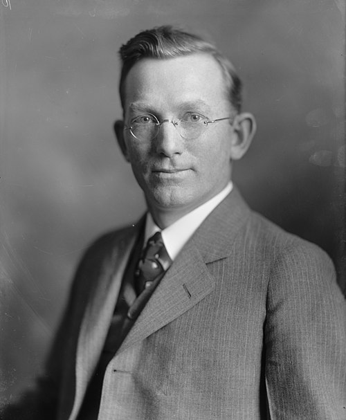 Bratton in 1905