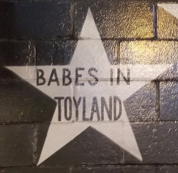 File:Babes in Toyland - First Avenue Star.jpg