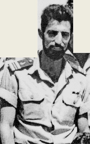 File:BatYamOfficers1968DuduMauz(cropped).jpg