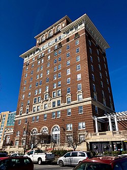 Battery Park Hotel, Asheville, Kuzey Carolina (46690362912) .jpg