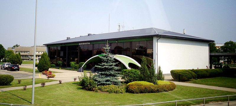 File:Bauska Bus Station.jpg