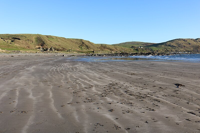 File:Beach at Lendalfoot - geograph.org.uk - 5755149.jpg