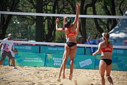 Deutsch: Beachvolleyball bei den Olympischen Jugendspielen 2018; Tag 8, 14. Oktober 2018; Mädchen, Achtelfinale – Bolivien-Puerto Rico 0:2 (18–21/18–21 ) English: Beach volleyball at the 2018 Summer Youth Olympics at 14 October 2018 – Girls Round of 16 – Bolivia-Puerto Rico 0:2 (18–21/18–21 )