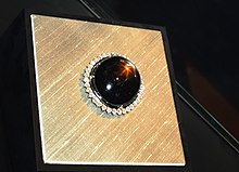 Beskrivelse av Black Star of Queensland Star Sapphire2.jpg-bilde.