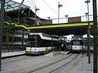 De keerlus van tramlijn 12 bij Bolivarplaats en doorrijdende tramlijn 8 in 2007.