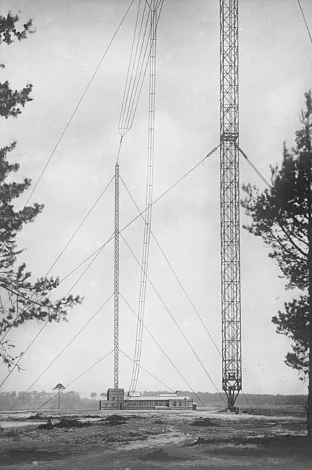 Bundesarchiv Bild 102 11591, Königswusterhausen, Rundfunk Antennenanlage