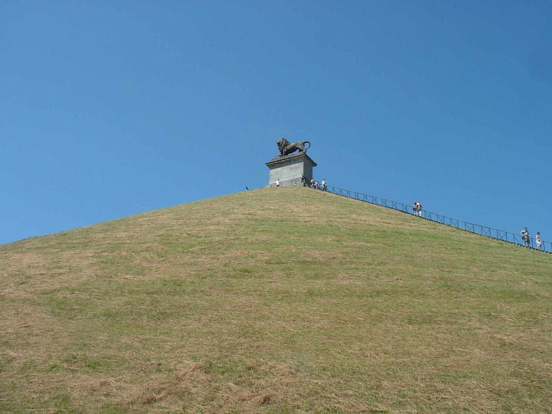 File:Butte du lion 2.jpg