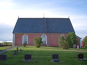 Bygdeå kyrka sedd från norr.