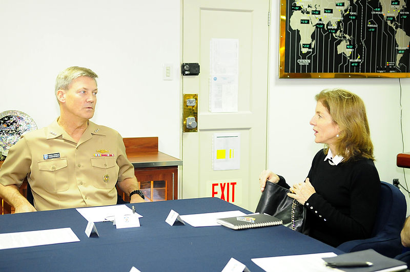 File:Caroline Kennedy, right, the U.S. ambassador to Japan, speaks with U.S. Navy Vice Adm. Robert L. Thomas Jr., the commander of the U.S. 7th Fleet, aboard the U.S. 7th Fleet command ship USS Blue Ridge (LCC 19) 131217-N-GR655-016.jpg