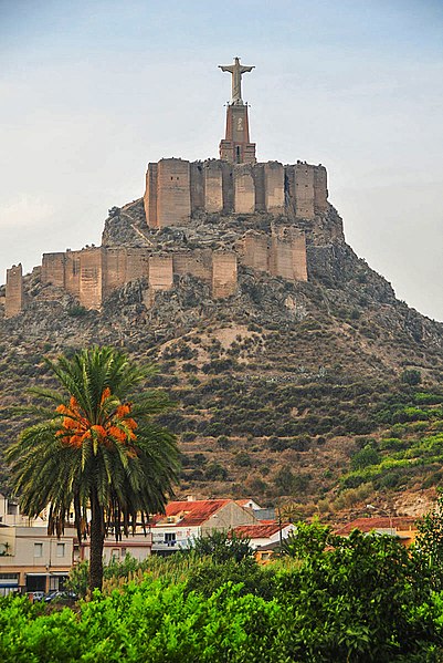 File:Castillo de Monteagudo.jpg