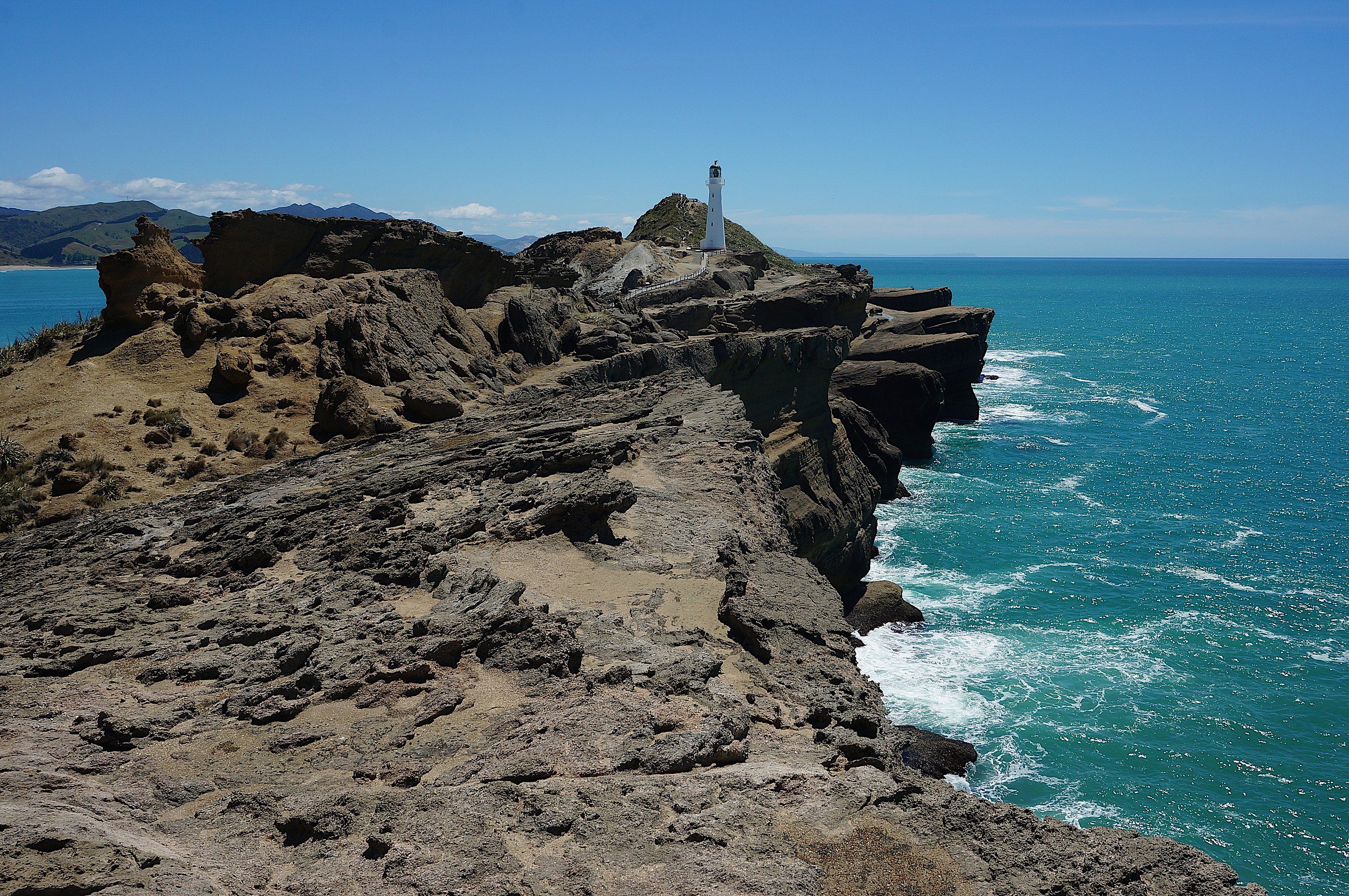 File:River Island at Castlepoint.jpg - Wikipedia