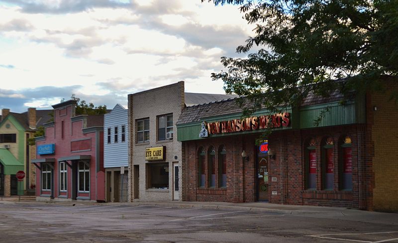 File:Chaska Town Center.JPG