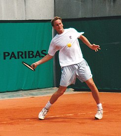 Christian Ruud Forehand.jpg