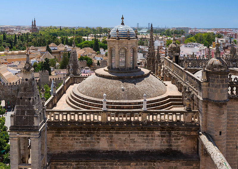 File:Clocheton cathédrale Séville Espagne.jpg