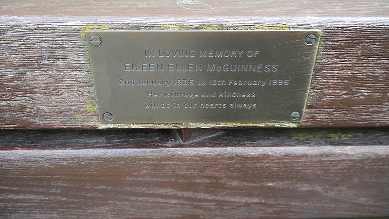 File:Close-up of the inscription (OpenBenches 5963).jpg