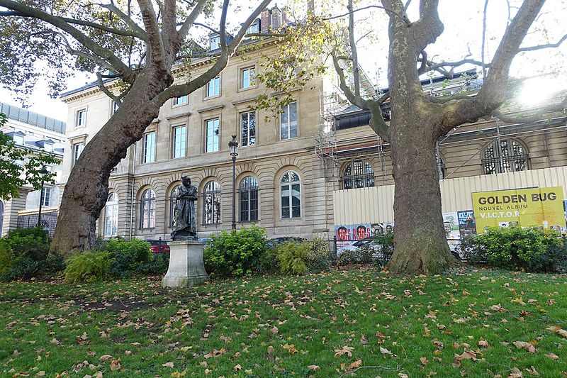 File:Collège de France @ Paris (30844744511).jpg