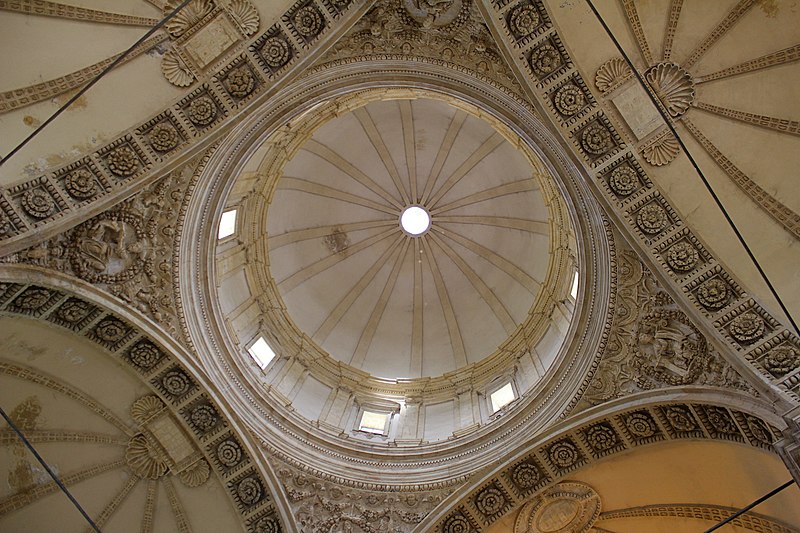 File:Cupola interna.JPG