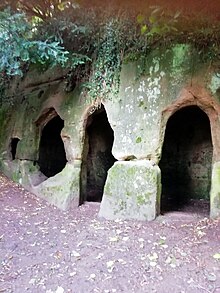 The hermit's cave about 250m south of Dale Abbey, Derbyshire. Dale Abbey 2019 Hermitage06.jpg