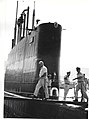 שר הביטחון משה דיין מבקר על הצוללת אח"י לויתן (צ-75) 1967.