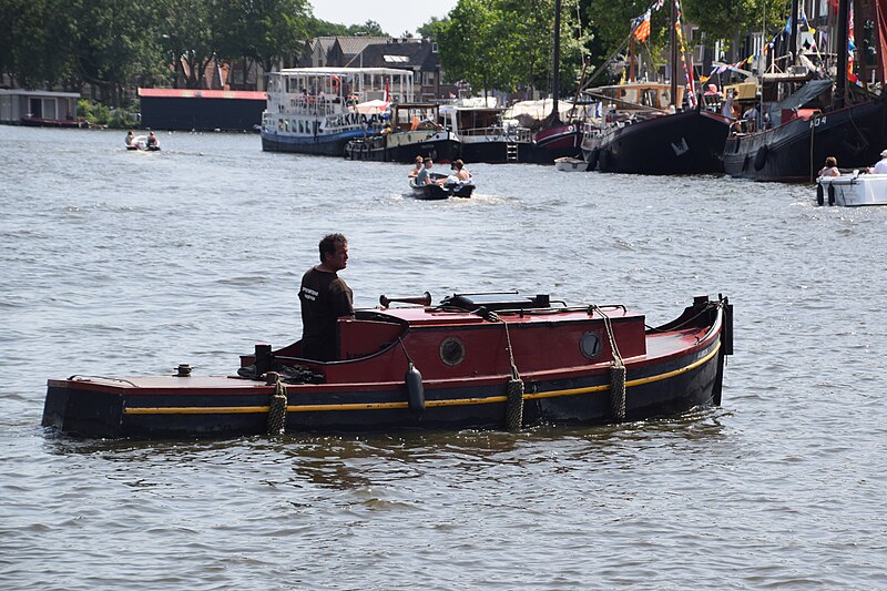 File:De opduwer KOBUS bij de reünie 2019 van de LVBHB in Alkmaar (02).jpg